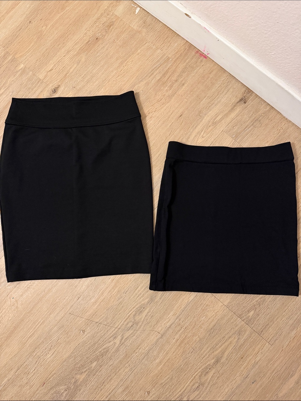 Forever 21 Skirts Size M & Popular Skirt SizeS